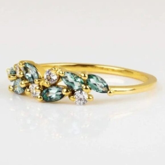 18k Gold Plated Green Leaf Diamond Ring - Picture 4 of 8